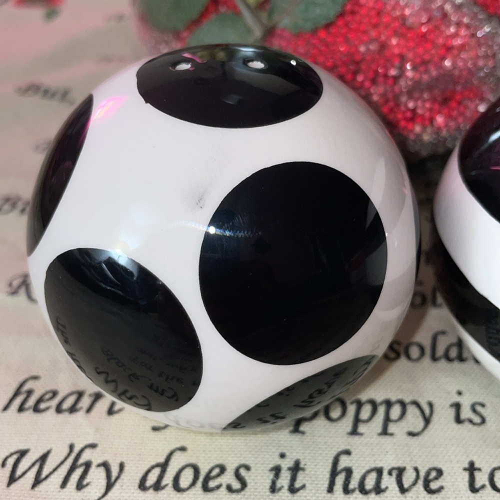 New MSC Main St. Black Dot/Stripes Salt n’ Pepper Shakers! - Picture 2 of 3